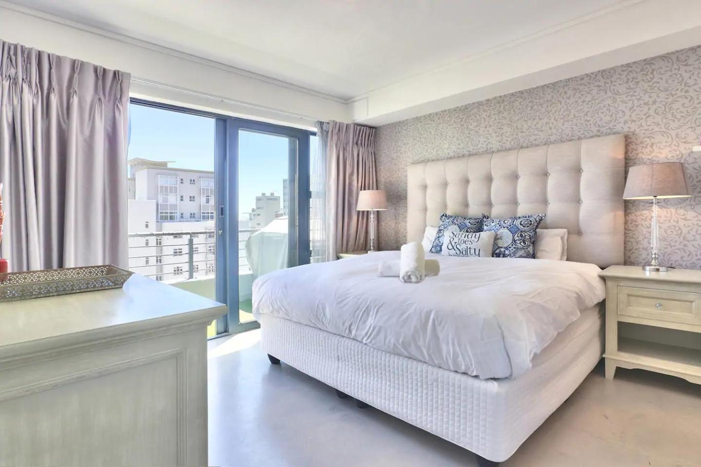 Apartment Stylish Sea-facing With Underground Parking *